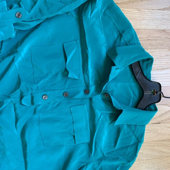 Ann Taylor 100% silk half button shirt/blouse 4P - Picture 3 of 9